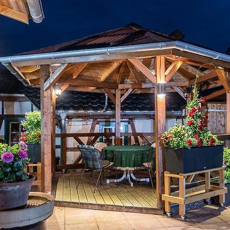 Land-Hotel Zum Schwan, Garni Weilerswist-Metternich, 3 E-Ladestationen, Naehe Phantasialand, Palmenparadies Euskirchen Екстериор снимка