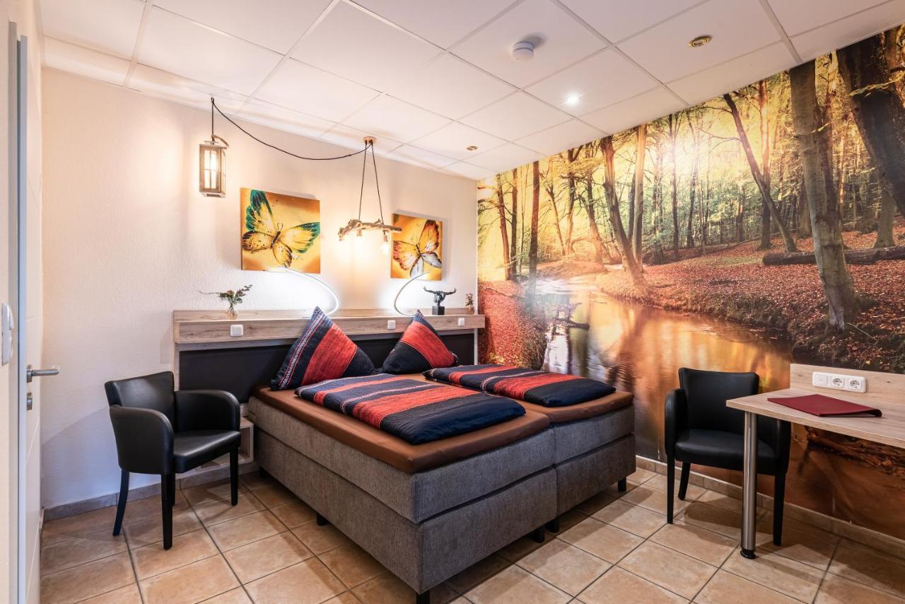 Land-Hotel Zum Schwan, Garni Weilerswist-Metternich, 3 E-Ladestationen, Naehe Phantasialand, Palmenparadies Euskirchen Екстериор снимка